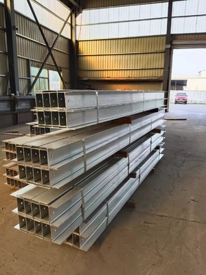 Verzinkte 100 X 50 Stahl-C-Abschnitt-Purlins Stahl ODM Präzisionsprofile