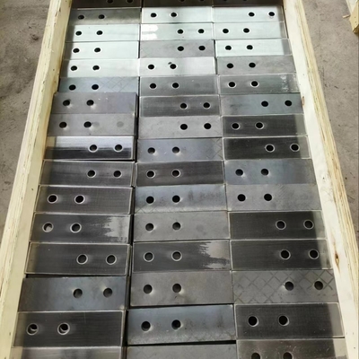 Anpassbare Dicke und Breite Schlitze Metallflächenstange für langlebige Baustoffe