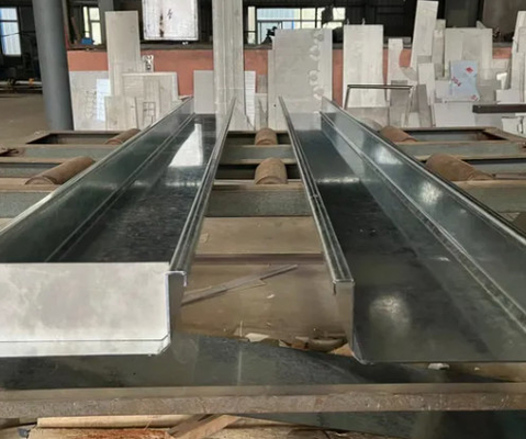 Glatte Oberflächenveredelung Betonhaltewand Schläfer Formen für vorgefertigte Schläfer anpassbares Design