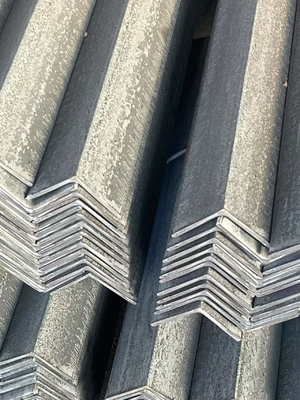 Galvanisierter Stahlwinkel - ein wesentliches Element für starke und sichere Bauprojekte